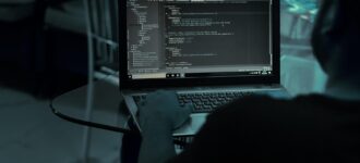 Webtrees Docker mit PHP-Fix: Schnelles Update gegen die PHP2Shell-Lücke